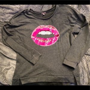 Sequin Lips Soft Crew sweatshirt